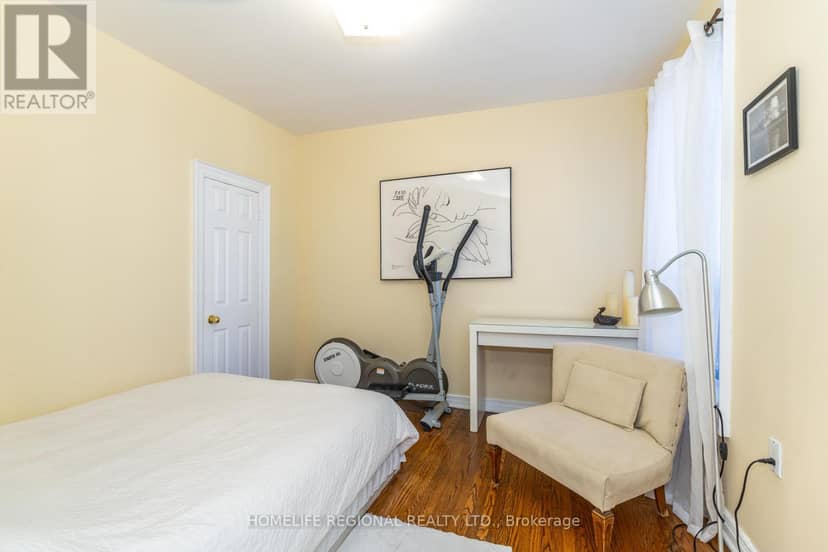 122 Emerson Avenue — photo 24 of 40