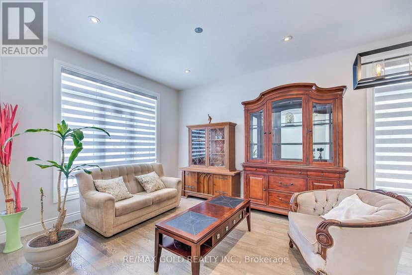 944 Trailsway Avenue — photo 6 of 29