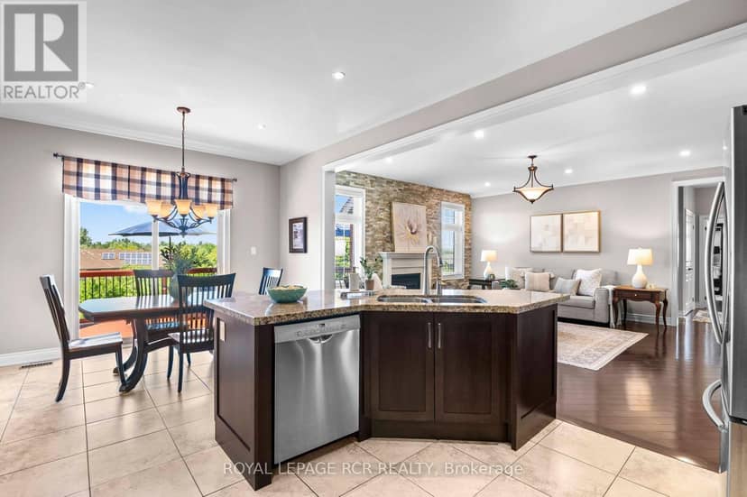 6 Masters Creek Boulevard — photo 13 of 40