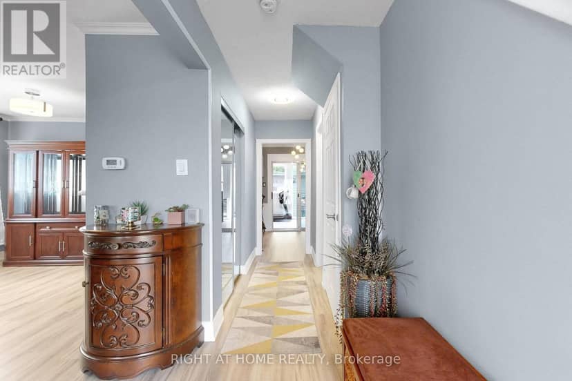 41 Flamingo Crescent — photo 1 of 40