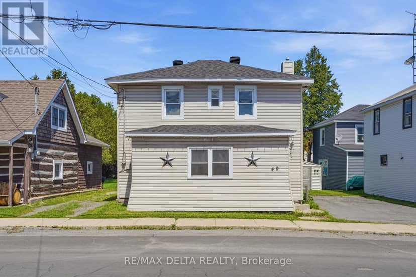 49 Lochiel Street E — photo 2 of 24