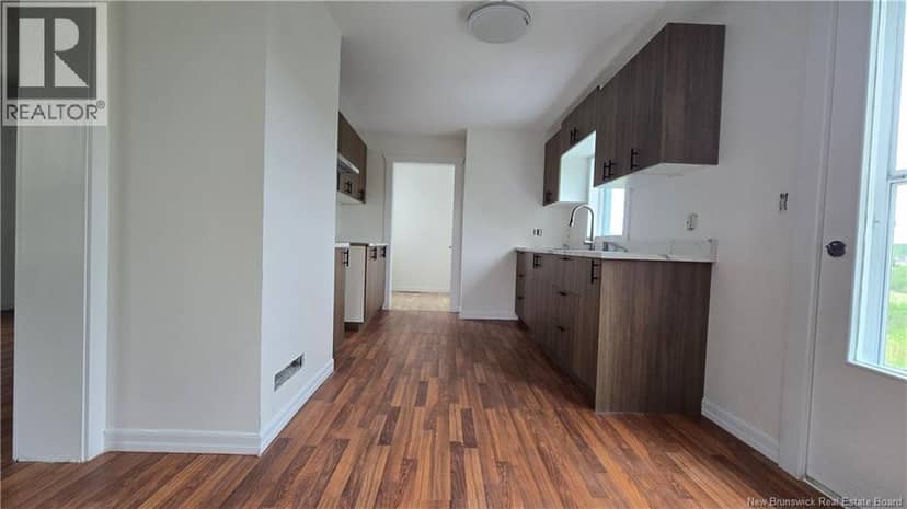 367 Principale Street — photo 14 of 28
