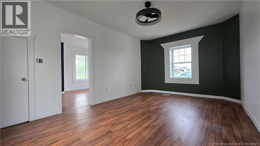 367 Principale Street — photo 10 of 28