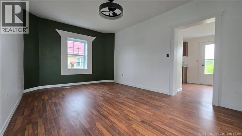 367 Principale Street — photo 9 of 28