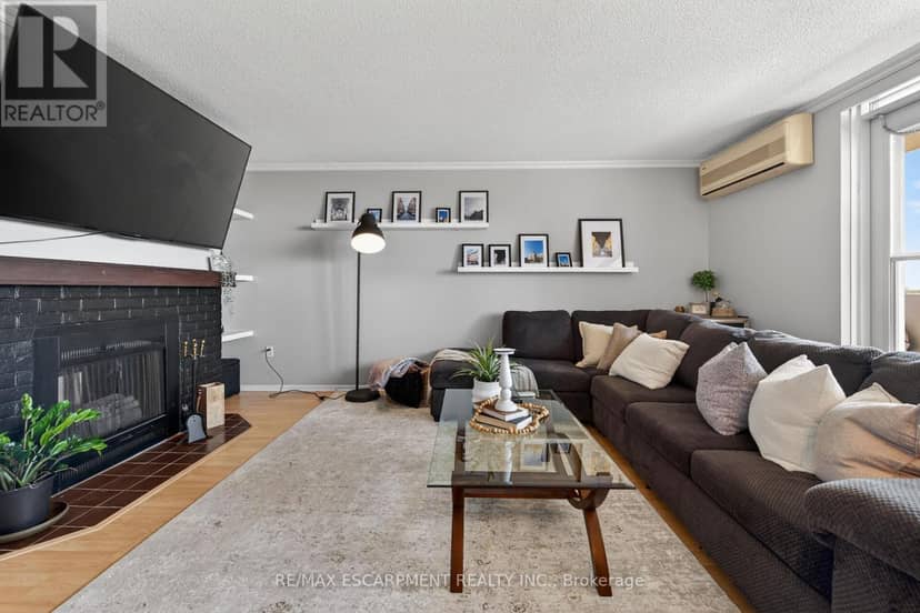 1005 - 700 Dynes Road — photo 19 of 40