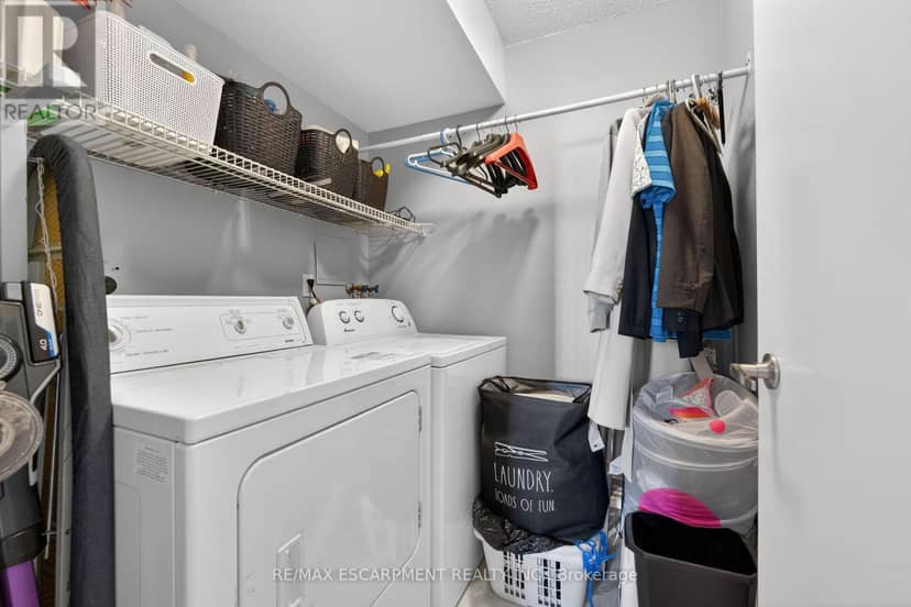 1005 - 700 Dynes Road — photo 28 of 40