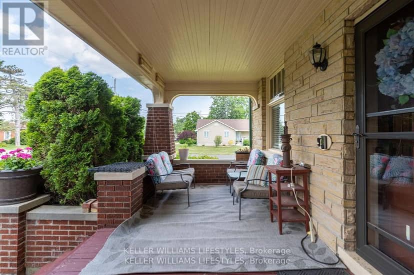 93 Sarah Street, Lambton Shores, photo 4