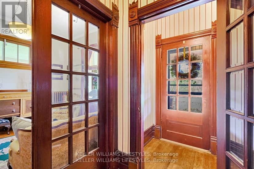 93 Sarah Street, Lambton Shores, photo 6