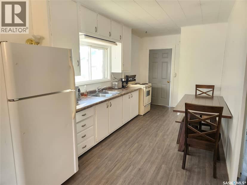 308 Pangman STREET — photo 5 of 18
