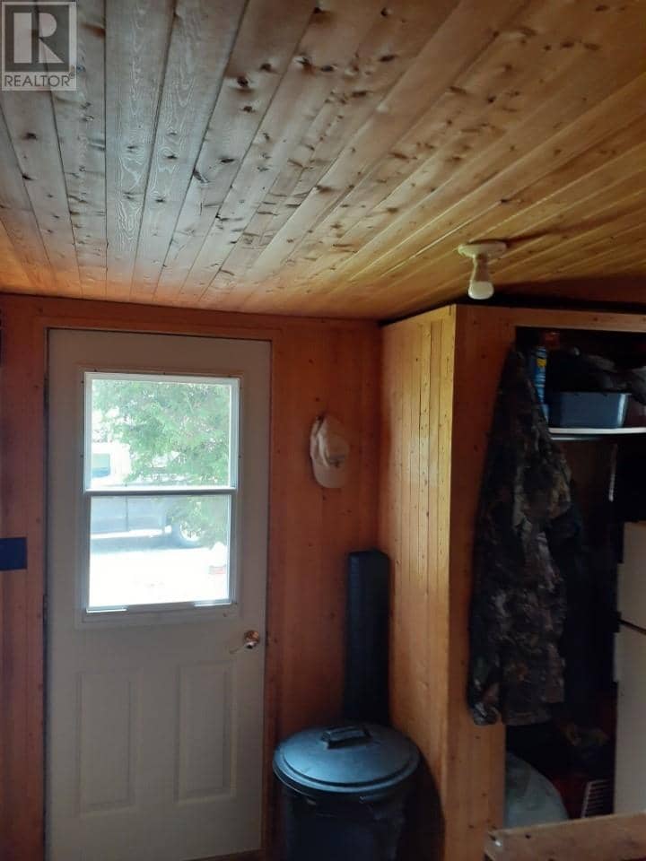 2343 Bay Estates Road N — photo 13 of 19