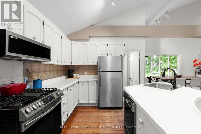 127 Shoreline Drive — photo 9 of 40