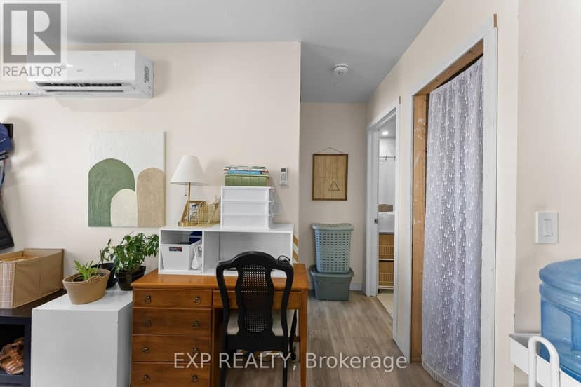 221 Bowen Road — photo 40 of 40