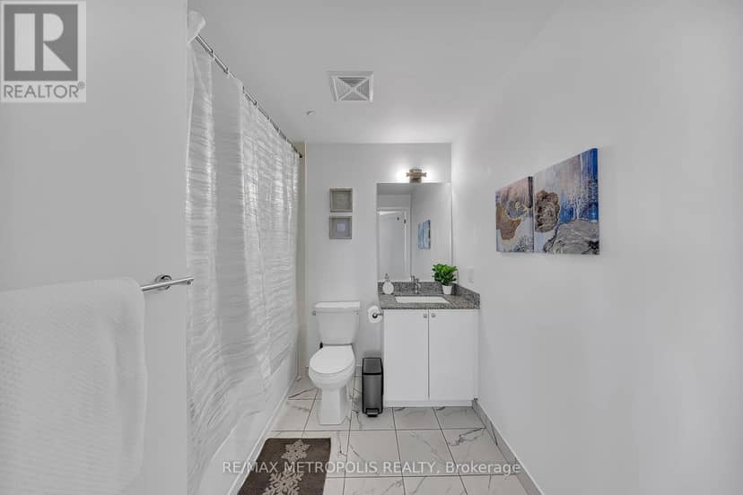 1310 - 3220 Sheppard Avenue E — photo 13 of 24