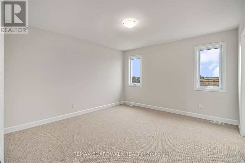 1141 Montblanc Crescent — photo 10 of 16