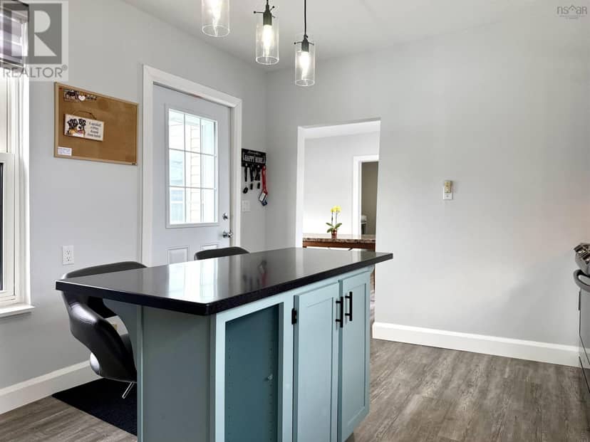 3260/3250 Barronsfield Road — photo 19 of 40