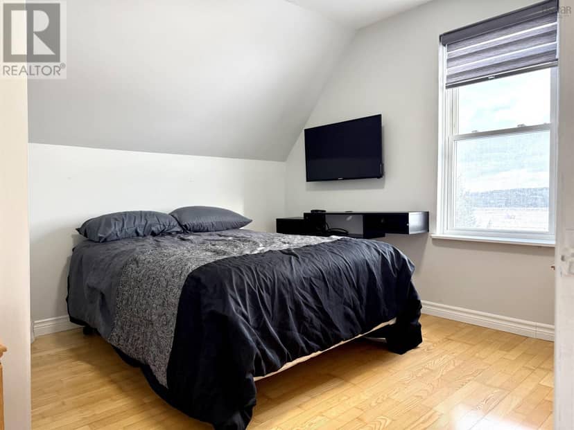 3260/3250 Barronsfield Road — photo 38 of 40