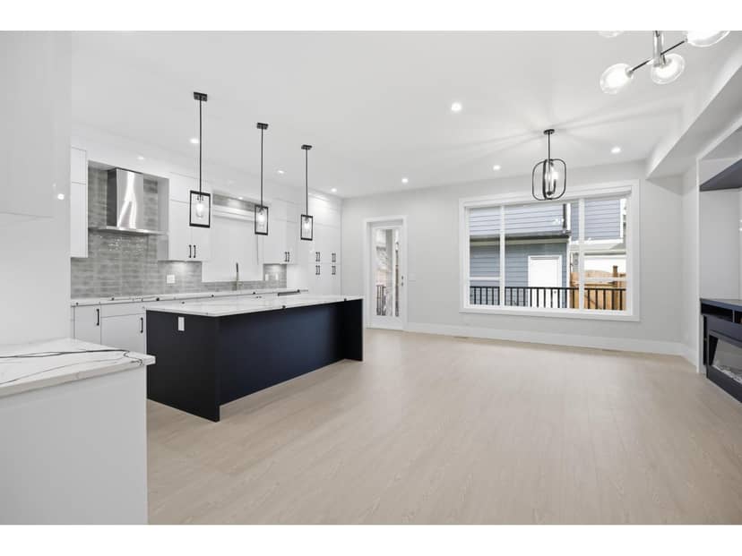 17156 1 AVENUE, Surrey, photo 4