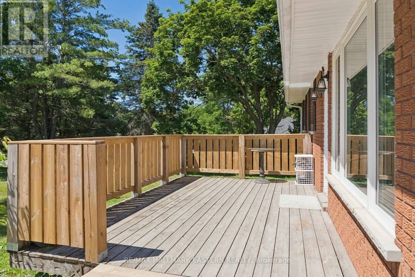 7130 Sidey Drive S, Hamilton Township, photo 4