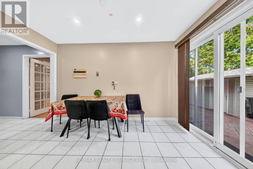 14 Gatesgill Street — photo 15 of 40