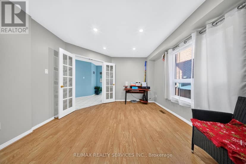 14 Gatesgill Street — photo 9 of 40