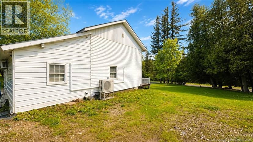 876 Central Street, Centreville, photo 7