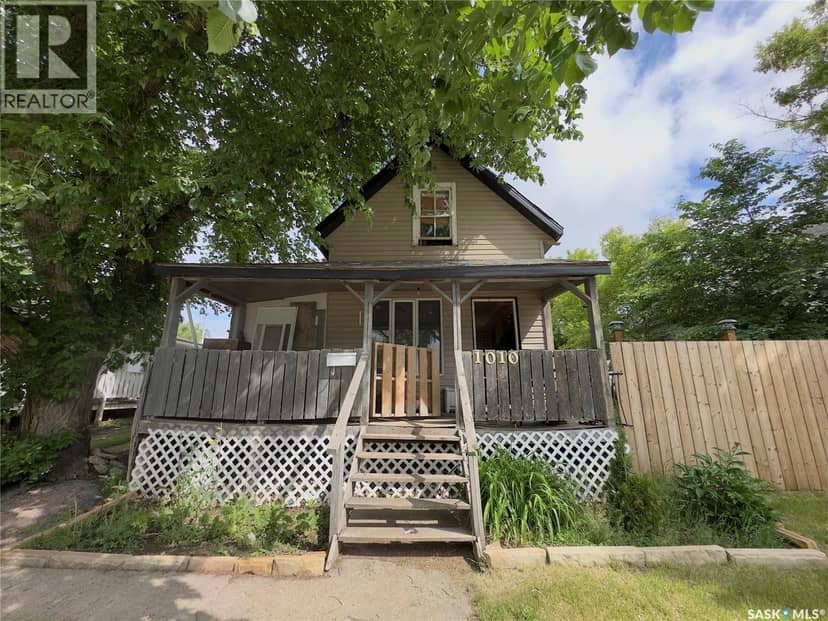 1010 Athabasca STREET E, Moose Jaw, photo 2