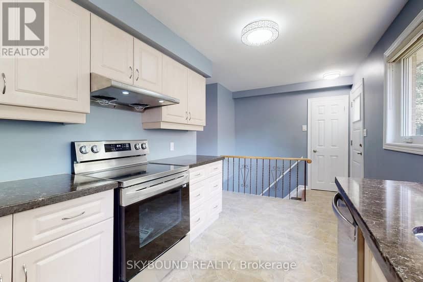 22 Royal Doulton Drive — photo 26 of 40