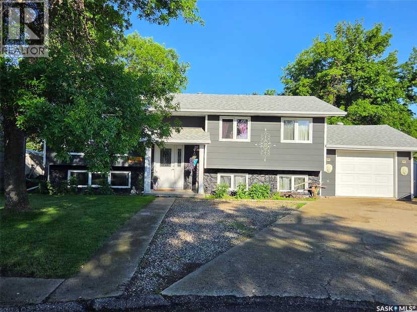 519 1st STREET NW, Wadena