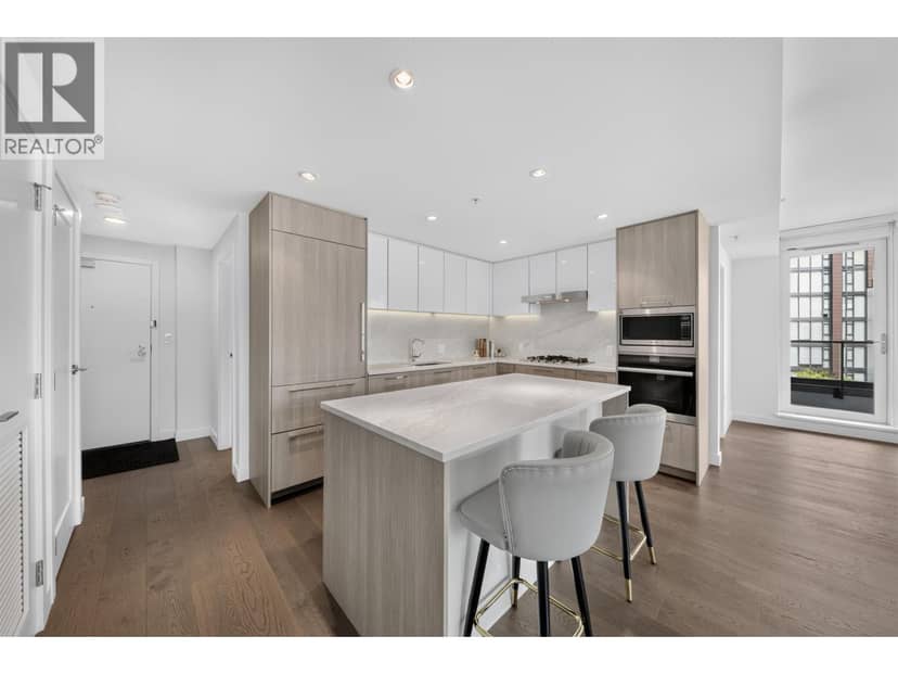 808 8160 MCMYN WAY, Richmond, photo 3