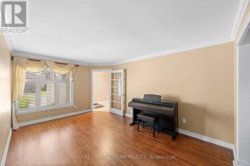 6526 Tooney Drive — photo 9 of 39