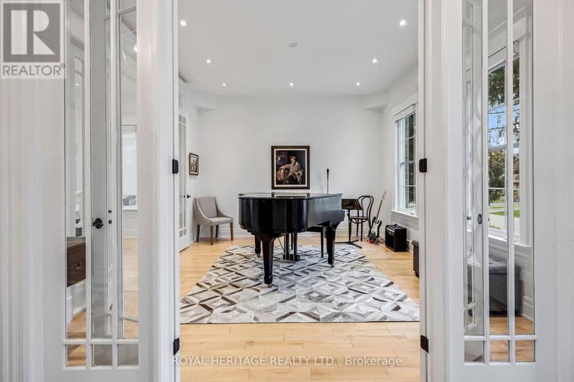 968 Essa Crescent — photo 18 of 40
