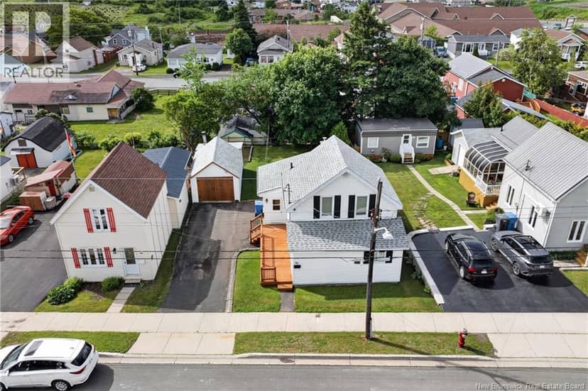70 Duncan — photo 8 of 39