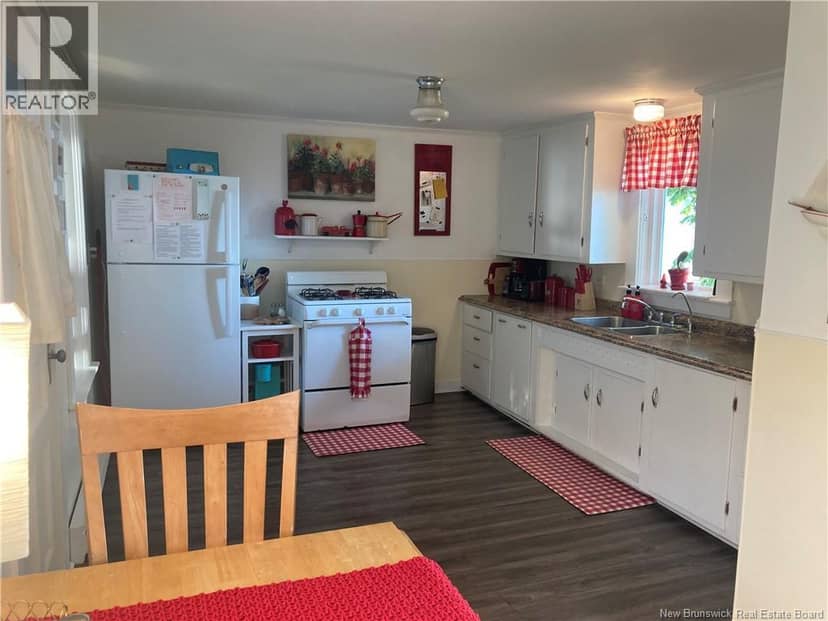39 Cooks Point Road — photo 14 of 40