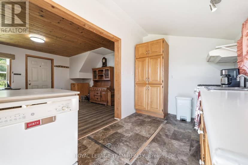 828 Cemetery Road — photo 19 of 40