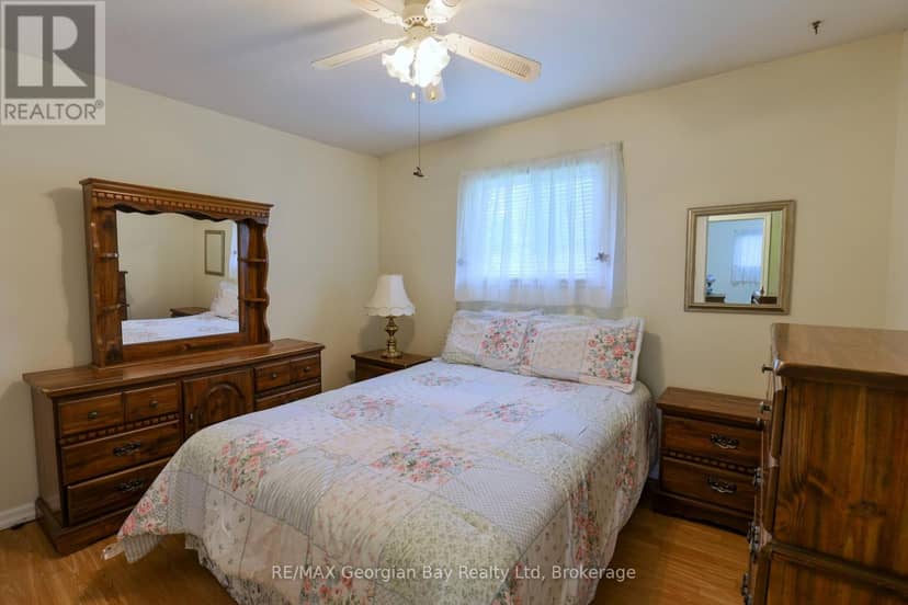 1 Lindale Avenue — photo 14 of 40