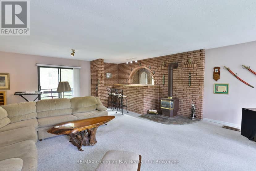 1 Lindale Avenue — photo 27 of 40