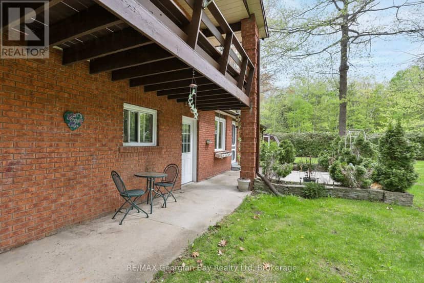 1 Lindale Avenue — photo 32 of 40