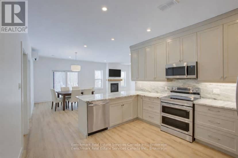 28 - 1182 Queen Street — photo 5 of 14