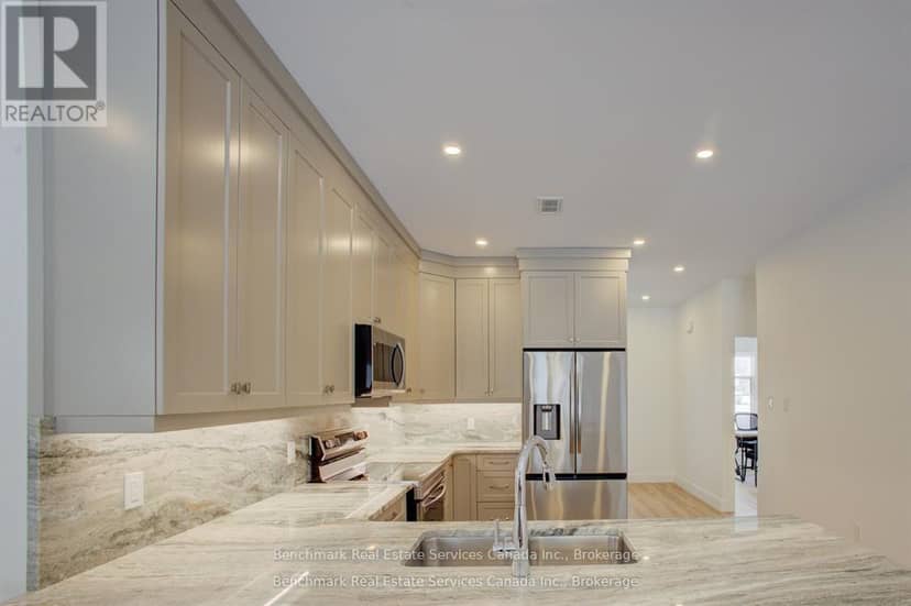 28 - 1182 Queen Street — photo 6 of 14