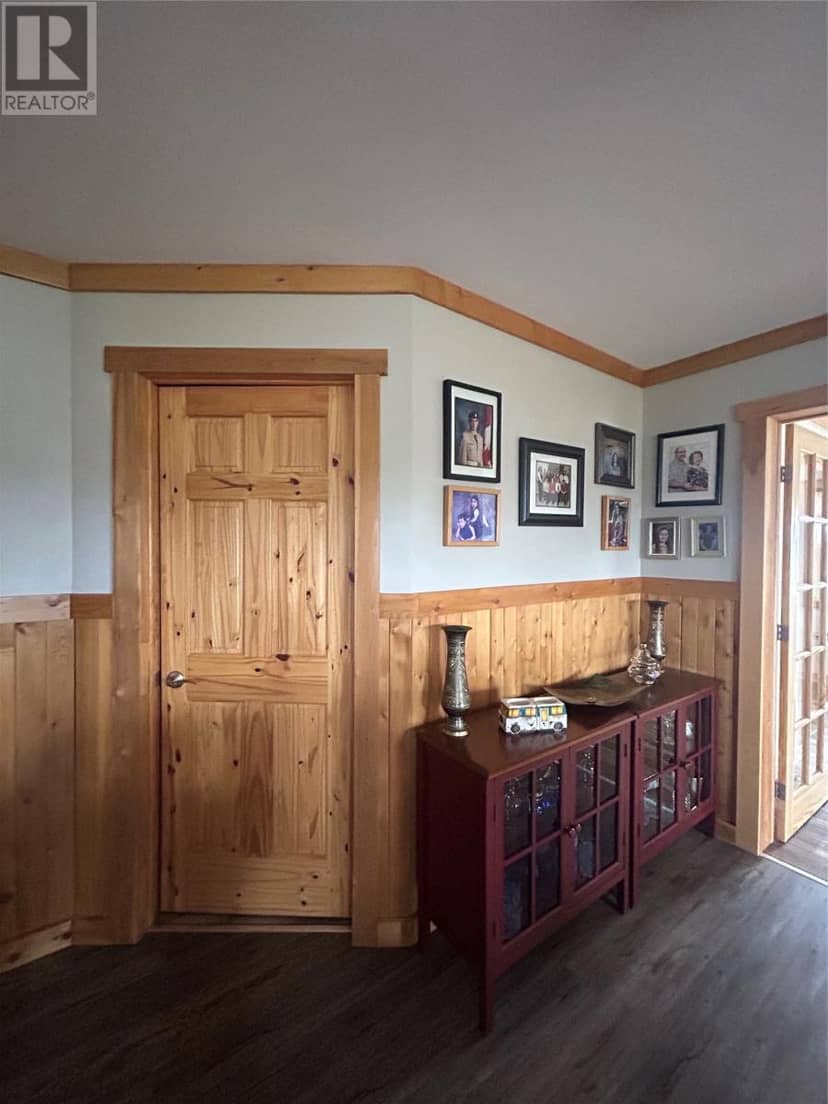 10 LONG SHORE Road — photo 18 of 37