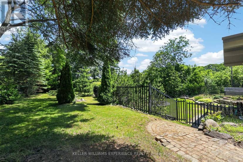 68 Royal Oak Drive — photo 35 of 40