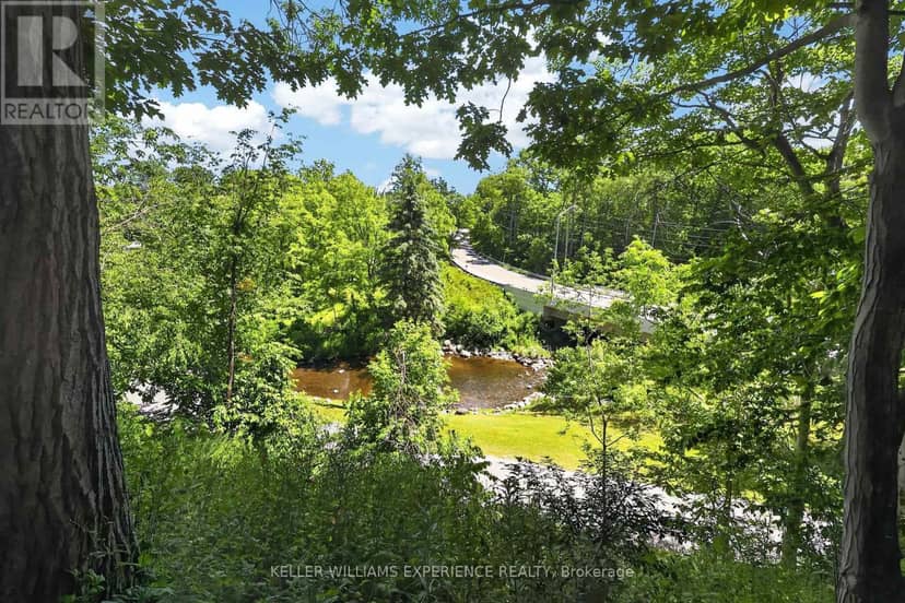 68 Royal Oak Drive — photo 39 of 40