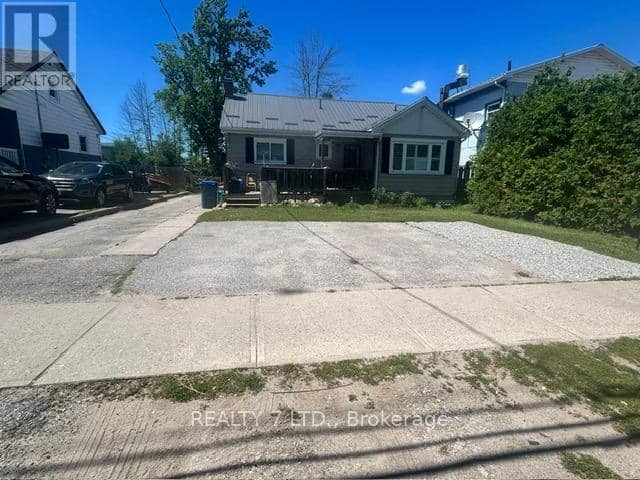 270 James Street E — photo 30 of 34