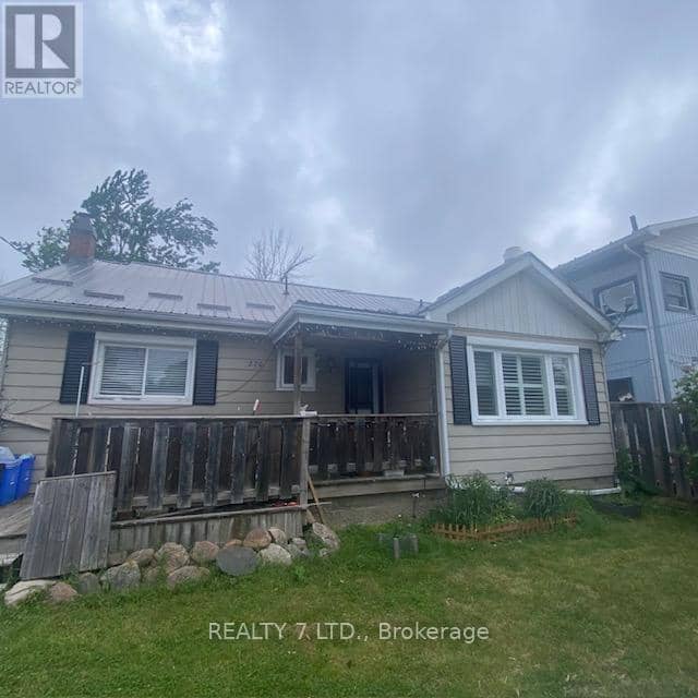 270 James Street E — photo 31 of 34
