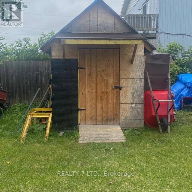 270 James Street E — photo 32 of 34