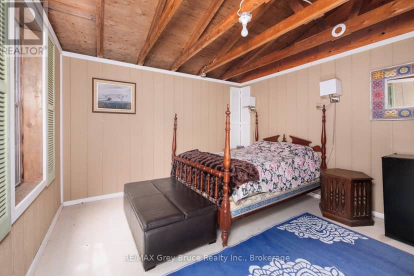 594 Warner Bay Road — photo 38 of 40