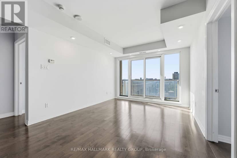 1402 - 195 Besserer Street — photo 13 of 40