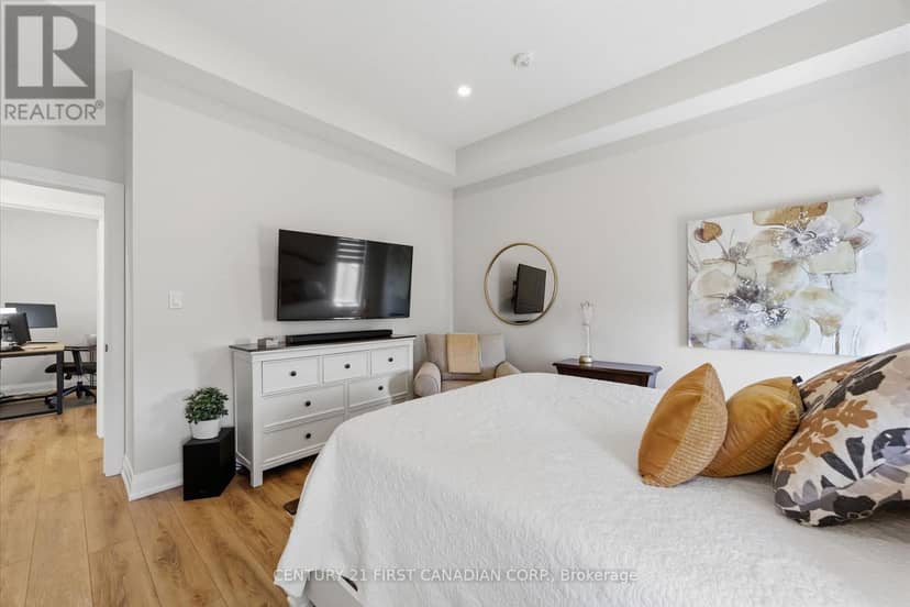 4 Postma Crescent — photo 19 of 36