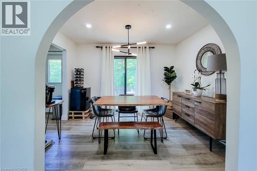 12 MAITLAND Avenue — photo 18 of 40