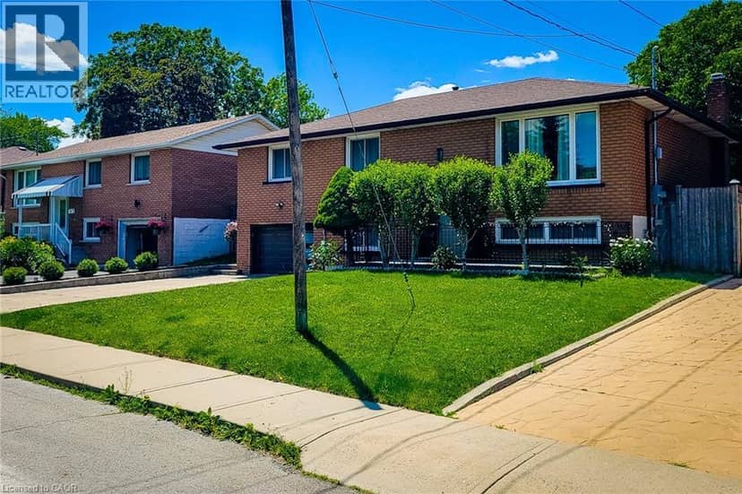 12 MAITLAND Avenue — photo 2 of 40